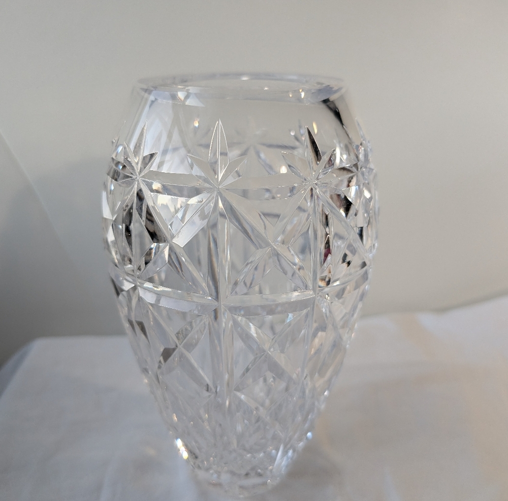Waterford Crystal Flower Vase Criss-Cross Cuts Discontinued - Picture 3 of 10